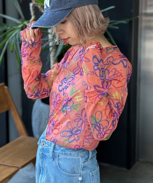 CIAOPANIC（チャオパニック）の「【ルーレットクーポン対象アイテム】【HELLO.SANFRANCISCO/ハローサンフランシスコ】ハンドペイントプリントシアーTEE（Tシャツ/カットソー・レディース・アイボリー/オレンジ・ONE）」の2枚目の写真