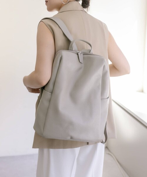 ear PAPILLONNER（イアパピヨネ）の「《本革/軽量/A4サイズ対応》NEW