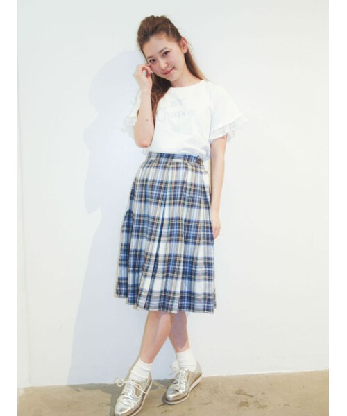 merry jenny（メリージェニー）の「シフォンフリルプルオーバー（トップス・レディース・オフホワイト/グレー/ブラック・F）」の4枚目の写真