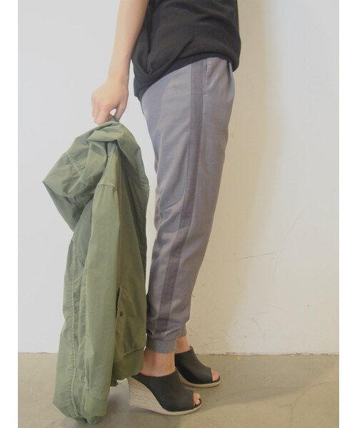 Ungrid（アングリッド）の「サイドラインラフパンツ（パンツ・レディース・グレー/ブラック）」の5枚目の写真