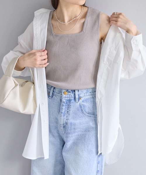 PUAL CE CIN（ピュアルセシン）の「【Du noir】リネンタッチスクエアネックタンクトップ（タンクトップ・レディース・オフホワイト/グレイッシュベージュ/ブラック・FREE）」の3枚目の写真