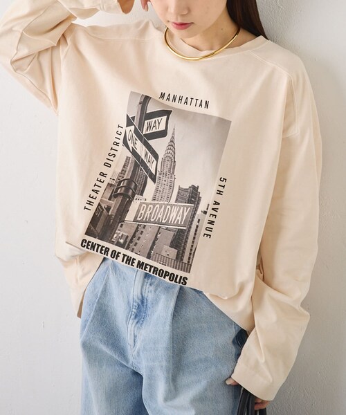 PUAL CE CIN（ピュアルセシン）の「プレーティング天竺フォトプリントプルオーバー（Tシャツ/カットソー・レディース・オフホワイト/ベージュ・FREE）」の2枚目の写真