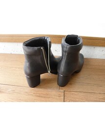 banal chic bizarre（バナルシックビザール）の「banal chic bizarre