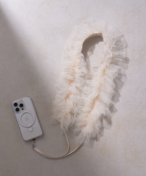 one after another NICE CLAUP(ワンアフターアナザーナイスクラップ)の「チュールフリルスマホストラップ(ファッション雑貨・レディース・アイボリー/ピンク系その他/グレー・FREE)」の1枚目の写真