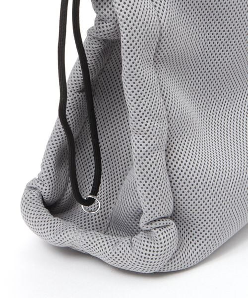 LAKOLE(ラコレ)の「メッシュギャザートートバッグ(バッグ・オフ11/ライトグレー12/ブラック19・F)」の16枚目の写真