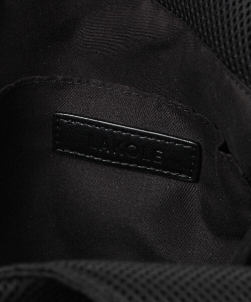 LAKOLE(ラコレ)の「メッシュギャザートートバッグ(バッグ・オフ11/ライトグレー12/ブラック19・F)」の12枚目の写真