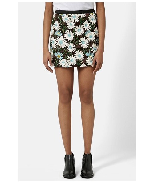 TOPSHOP(トップショップ)の「Topshop Daisy Sequin Miniskirt(スカート・レディース・Brown Multi・Regular 10 (10-12 US)/Regular 6 (2-4 US)/Regular 12 (14 US)/Regular 2 (0 US)/Regular 4 (0-2 US)/Regular 8 (6-8 US))」の1枚目の写真