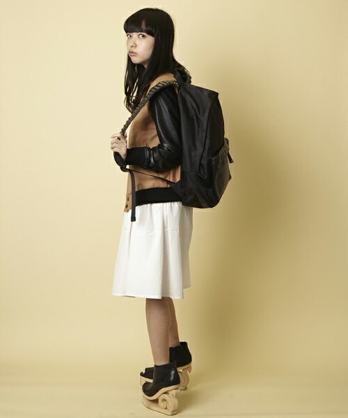 MEMENTISM（メメントイズム）の「STAR.P レザー×ナイロン ショルダースタッズバックパック（バックパック/リュック・メンズ・ブラック/カモフラージュ/アニマル・FREE）」の17枚目の写真