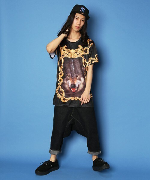 PUBLIC EYES(パブリックアイズ)の「PE-35 ウルフグラフィック ビッグTシャツ(Tシャツ/カットソー・メンズ・ホワイト/ブラック・SMALL/MEDIUM)」の5枚目の写真