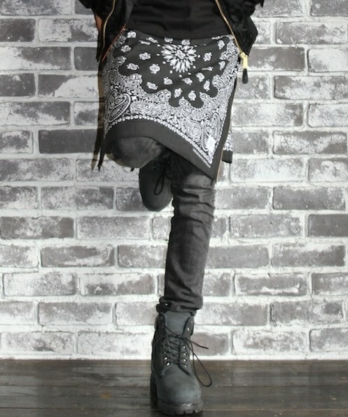 MEMENTISM（メメントイズム）の「バンダナスカート MD13AW-GD01（スカート・メンズ・ホワイト/ブラック/サックスブルー/ネイビー/レッド・FREE）」の17枚目の写真