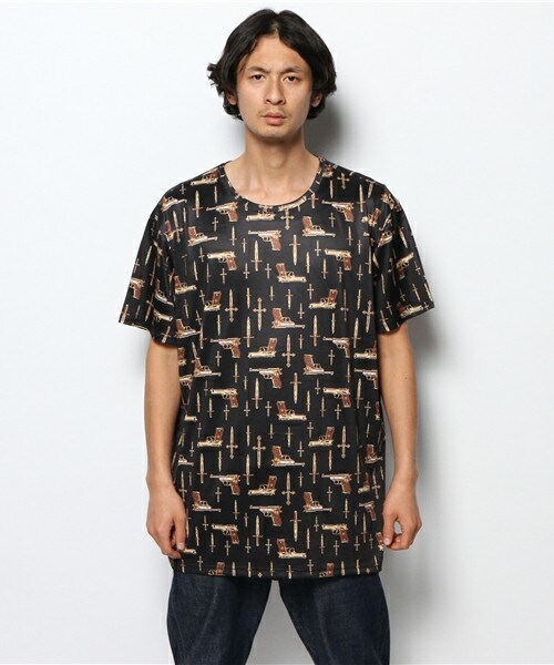 PUBLIC EYES（パブリックアイズ）の「LEC-252 グラフィックプリントTシャツ PUBLIC EYES×LEGENDA（Tシャツ/カットソー・メンズ・ブラック/ネイビー/レッド・SMALL/MEDIUM）」の4枚目の写真