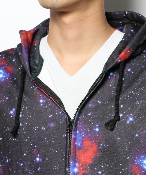 PUBLIC EYES（パブリックアイズ）の「PE-63 グラフィックパーカー PUBLIC EYES（パーカー・メンズ・ブラック・SMALL/MEDIUM）」の8枚目の写真