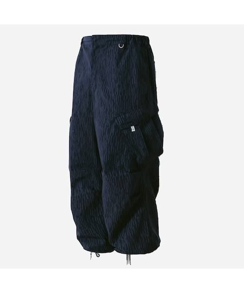 ANGLAN(アングラン)の「CAMO OBLIQUE CARGO PANTS - NAVY - the great divide(その他・メンズ・other・M/L/XL)」の1枚目の写真