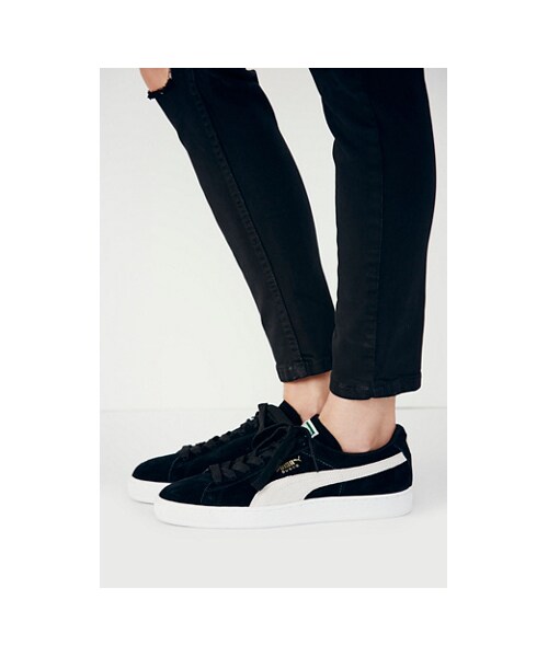 PUMA（プーマ）の「Puma Suede Classic Sneaker（スニーカー・レディース・Black・9/6.5/6/7.5/10/7/8.5/8）」の4枚目の写真