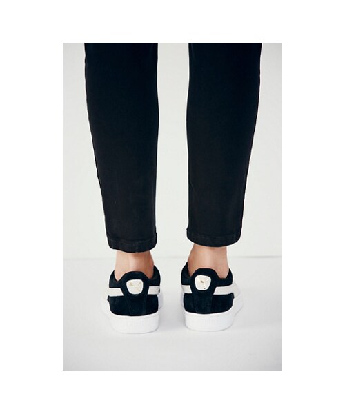 PUMA（プーマ）の「Puma Suede Classic Sneaker（スニーカー・レディース・Black・9/6.5/6/7.5/10/7/8.5/8）」の3枚目の写真