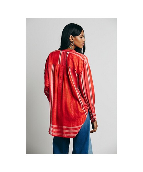 FREE PEOPLE(フリーピープル)の「Long Sleeve Yarn Dye Lurex Tunic(シャツ/ブラウス・レディース・Denim Blue Combo・L/XS/S/M)」の4枚目の写真