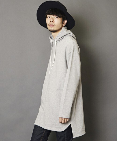 unrelaxing(アンリラクシング)の「UR-96 オーバーサイズプルオーバーパーカー(パーカー・メンズ・ホワイト/ブラック/グレー・SMALL/MEDIUM)」の3枚目の写真