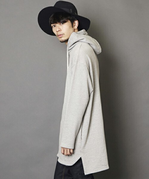 unrelaxing(アンリラクシング)の「UR-96 オーバーサイズプルオーバーパーカー(パーカー・メンズ・ホワイト/ブラック/グレー・SMALL/MEDIUM)」の14枚目の写真