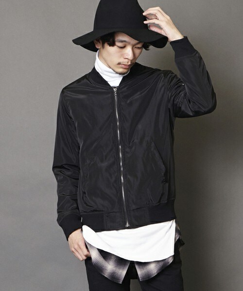 unrelaxing（アンリラクシング）の「UR-77 ナイロンMA-1（ブルゾン・メンズ・ブラック・SMALL/MEDIUM/LARGE）」の2枚目の写真