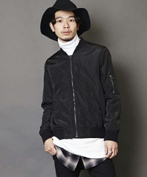 unrelaxing（アンリラクシング）の「UR-77 ナイロンMA-1（ブルゾン・メンズ・ブラック・SMALL/MEDIUM/LARGE）」の3枚目の写真