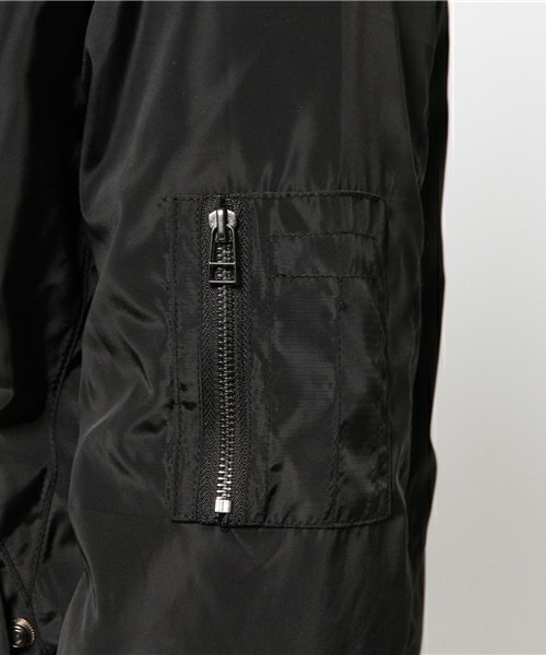 unrelaxing（アンリラクシング）の「UR-77 ナイロンMA-1（ブルゾン・メンズ・ブラック・SMALL/MEDIUM/LARGE）」の17枚目の写真