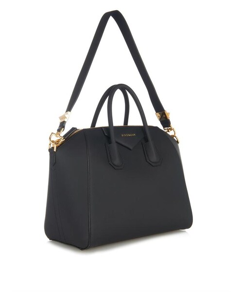 GIVENCHY（ジバンシイ）の「Givenchy Antigona medium rubberised tote（トートバッグ・レディース・other・ONE SIZE）」の3枚目の写真