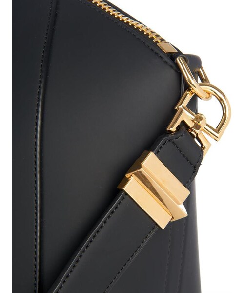 GIVENCHY（ジバンシイ）の「Givenchy Antigona medium rubberised tote（トートバッグ・レディース・other・ONE SIZE）」の7枚目の写真