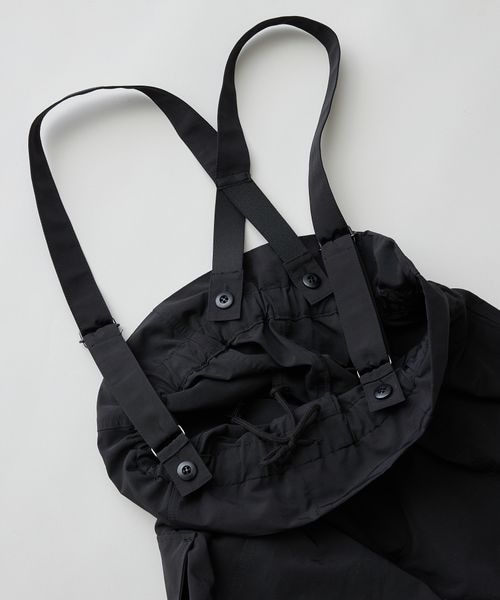 Curensology（カレンソロジー）の「コットンナイロンサロペットパンツ