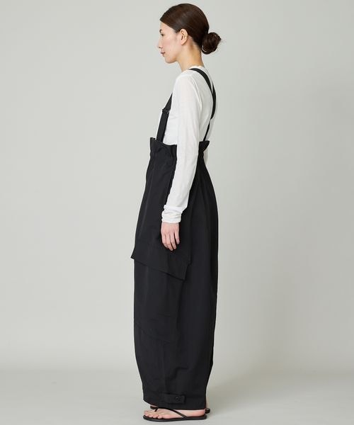 Curensology（カレンソロジー）の「コットンナイロンサロペットパンツ