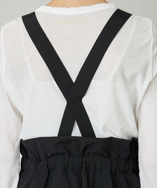 Curensology（カレンソロジー）の「コットンナイロンサロペットパンツ