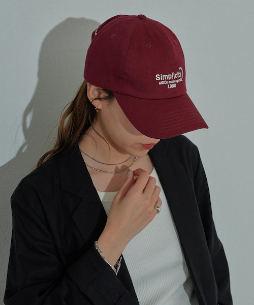ベージュ刺繍ロゴキャップ 楽天市場】Champion 刺繍 ロゴ キャップ メンズ 全4色