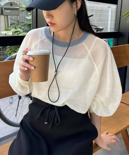 CIAOPANIC TYPY(チャオパニックティピー)の「配色ボリュームラメニットシアーTee(ニット/セーター・レディース・オフホワイト/ピンク/サックスブルー/グレー/ブラック・ONE)」の1枚目の写真