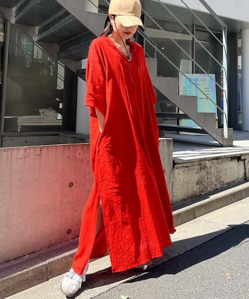 CIAOPANIC TYPY(チャオパニックティピー)の「【スッキリ見え】リネンレーヨンスキッパーワンピース(ワンピース/ドレス・レディース・オレンジ/レッド/ブラウン/ブラック・ONE)」の4枚目の写真