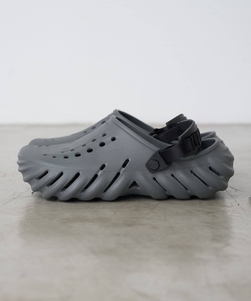 【関税込み】Crocs グレー Echo クロッグ crocs クロックス サンダル クロッグ エコー メンズ レディース