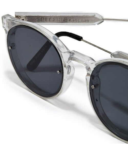 FOREVER 21（フォーエバー トゥエンティーワン）の「FOREVER 21 Spitfire Post Punk Sunglasses（サングラス・レディース・Clear/black・One size）」の4枚目の写真