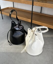 CAPRICIEUX LE'MAGE（カプリシューレマージュ）の「ミニマルドロストショルダーバッグ（ハンドバッグ・レディース）」
