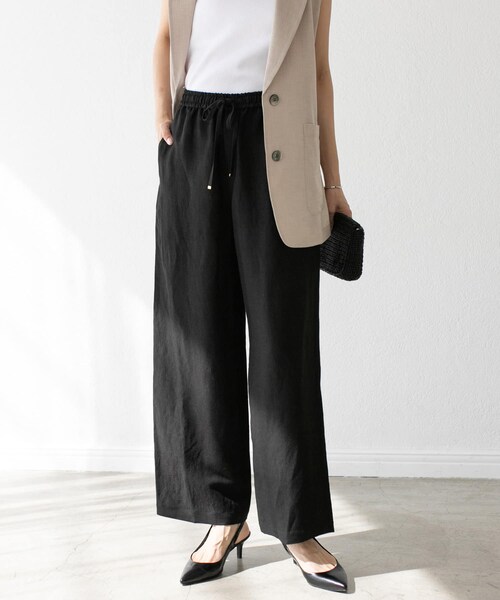 RIVE DROITE（リヴドロワ）の「【快適な履き心地】レーヨンリネンイージーパンツ（パンツ・レディース・ベージュ/ブラウン/ブラック・F）」の2枚目の写真