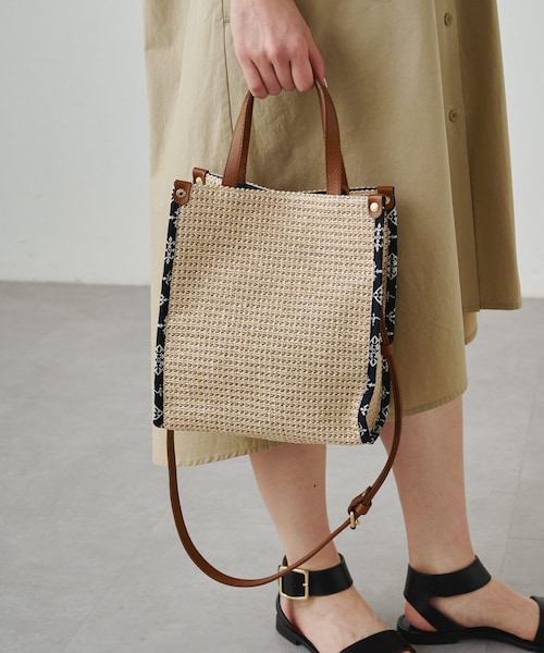 羽箒 羽根 ほうき 白鳥 茶道具 紙箱