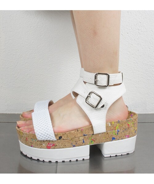 made in HEAVEN(メイドインヘブン)の「Cry.(シューズ・レディース・ホワイト/ホワイトマルチ/ブラックマルチ・22.5cm/23.5cm/24.5cm)」の5枚目の写真