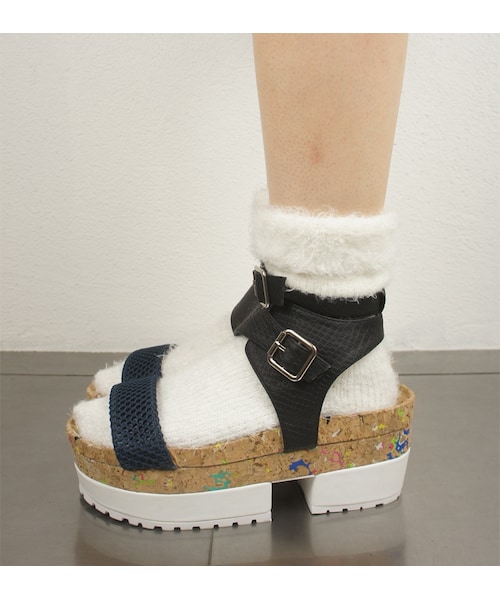 made in HEAVEN(メイドインヘブン)の「Cry.(シューズ・レディース・ホワイト/ホワイトマルチ/ブラックマルチ・22.5cm/23.5cm/24.5cm)」の3枚目の写真