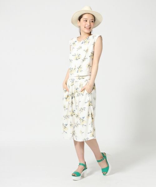 LOWRYS FARM(ローリーズファーム)の「ハナガラNS*ガウチョ(ワンピース/ドレス・レディース・オフ05/ネイビー88・M/L)」の5枚目の写真
