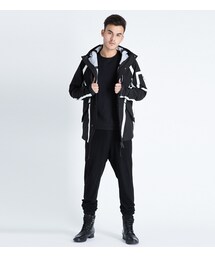 11 by Boris Bidjan Saberi （ ボリスビジャンサベリ）の「Black/White