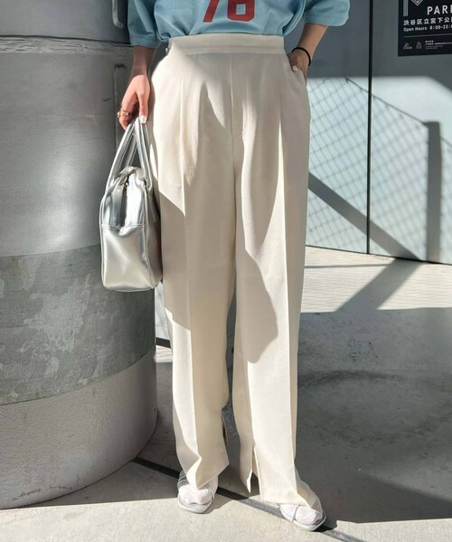 CIAOPANIC TYPY(チャオパニックティピー)の「【スッキリ見え】テックリネンストレートタックワイドパンツ(パンツ・レディース・アイボリー/ライムグリーン/ブラウン/ブラック・S/M)」の1枚目の写真