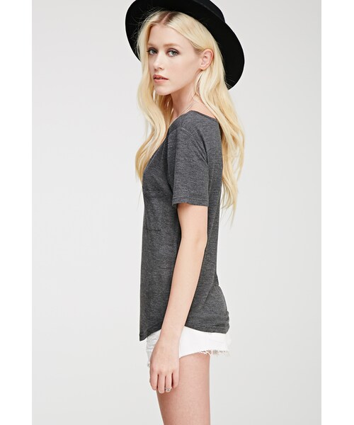 FOREVER 21（フォーエバー トゥエンティーワン）の「FOREVER 21 Slub Knit Pocket Tee（Tシャツ/カットソー・レディース・White/Charcoal/Light blue・Small/Large/Medium）」の4枚目の写真