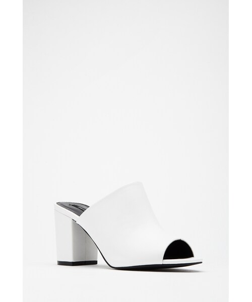 FOREVER 21（フォーエバー トゥエンティーワン）の「FOREVER 21 Faux Leather Peep-Toe Mules（サンダル・レディース・Black/White・10/6.5/9/8.5/8/7/5.5/6/7.5）」の9枚目の写真