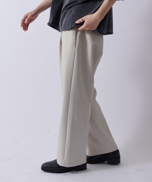 Lui's（ルイス）の「web限定 ワイドスラックス（パンツ・メンズ・ブラック/チャコールグレー/ライトグレー・S/M）」の3枚目の写真