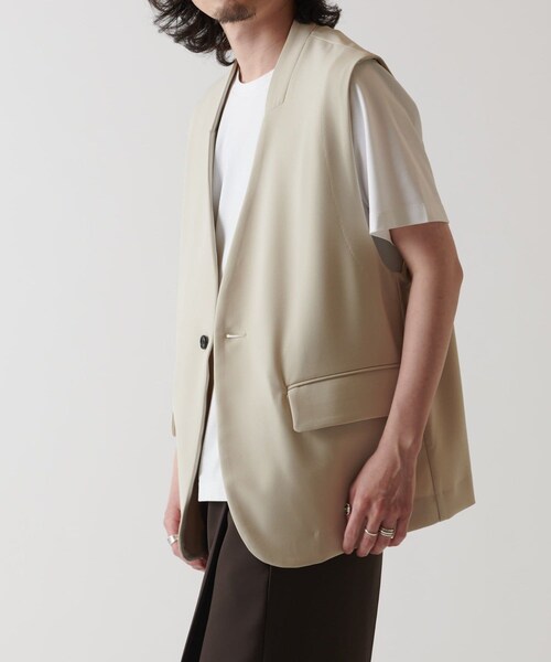 Lui's（ルイス）の「ノーカラージレ（ジャケット/アウター・メンズ・ブラック/ライトグレー・S/M）」の2枚目の写真