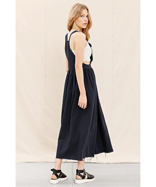 URBAN OUTFITTERS（アーバンアウトフィッターズ）の「Urban Renewal Remade Overall Dress（ワンピース・レディース・NAVY・M/S/L）」の6枚目の写真