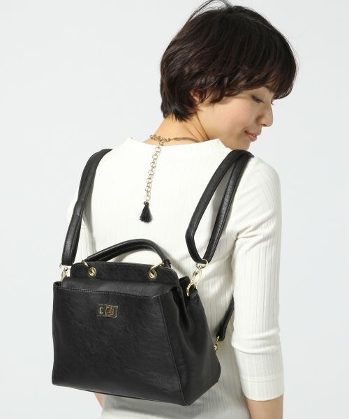 JEANASIS(ジーナシス)の「3WAYワンハンドルショルダー(バッグ・レディース・アイボリー(08)/ブラック(09)/ホワイト系(22)・FREE)」の5枚目の写真