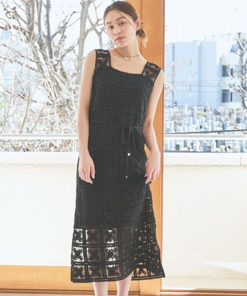 mysty woman（ミスティウーマン）の「クロシェロングノースリワンピ